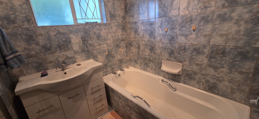 4 Bedroom Property for Sale in New Park Northern Cape
